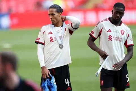 "انتظر حتى نهاية الميركاتو".. سر رفض ريال مدريد التعاقد مع فان دايك